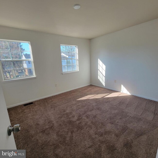 Photo - 8205 Kilmory Ct Townhome