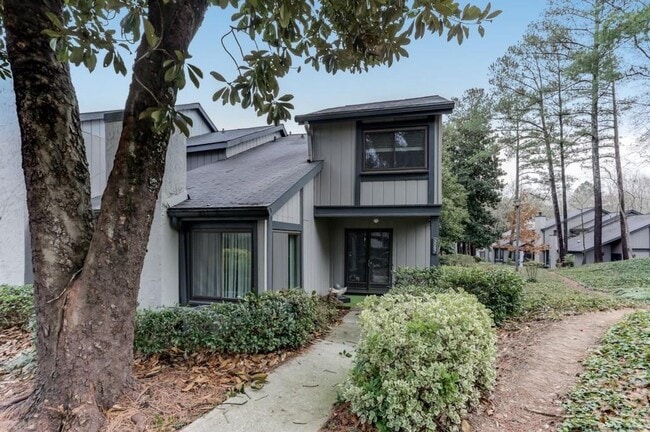 Photo - 3087 Balearic Dr SE