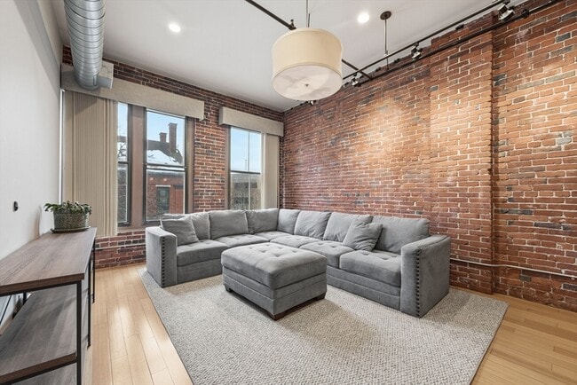 Photo - 61 Market St Unidad 3A