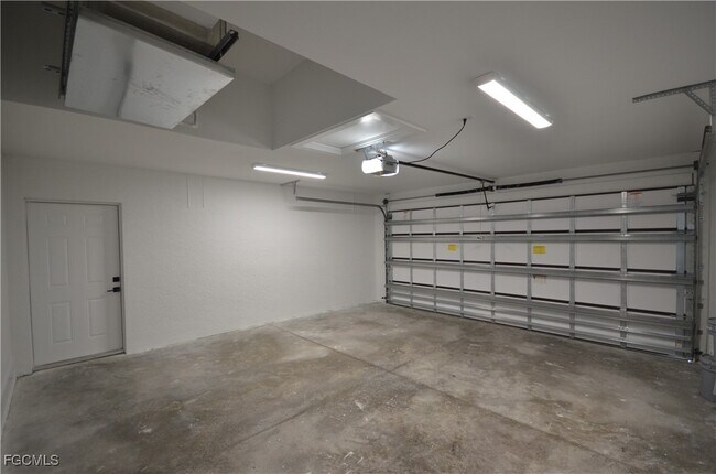 Photo - 1234 Bermar St