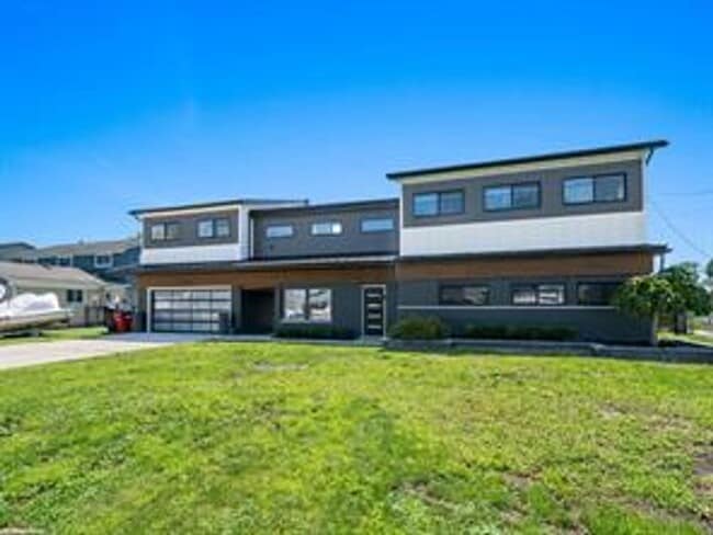 Building Photo - Charming 3 Bedroom, 2.5 Bath Home in Harri...