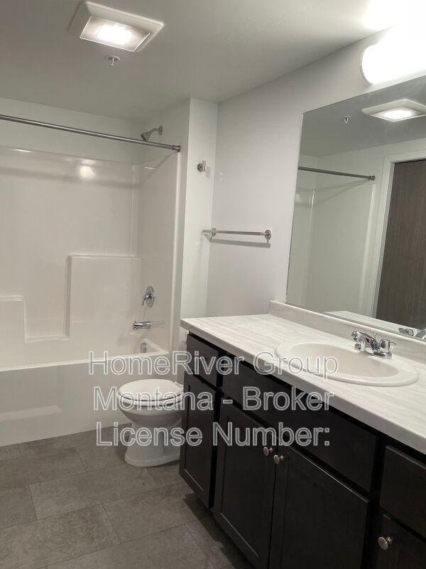 Photo - 1365 Rodgers St