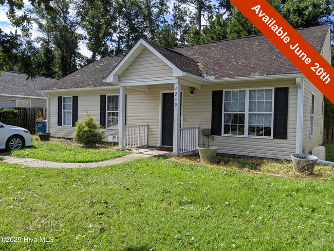 Building Photo - 4240 Sunglow Dr Rental