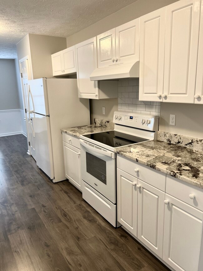 Photo - 1130 Alexwood Dr