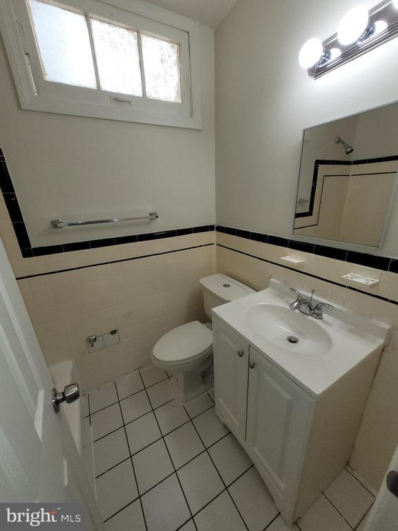 Photo - 423 Mellon St SE Unit 3