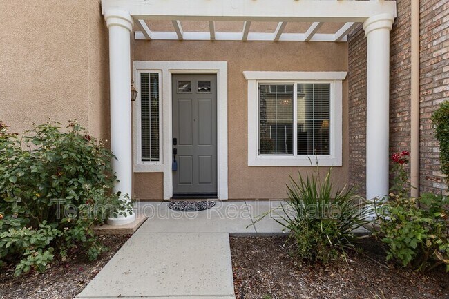 Photo - 23191 Brescia Dr