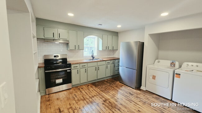 Photo - Academy St Unit 321