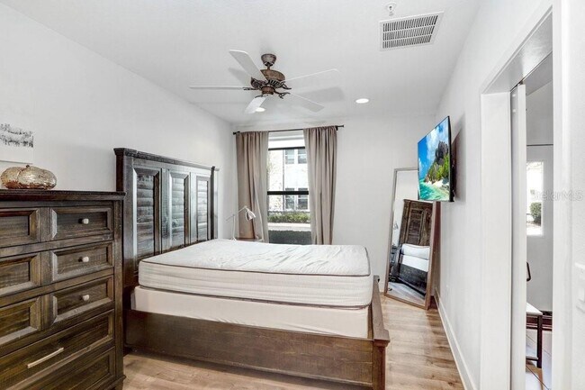 Photo - 2511 N Grady Ave