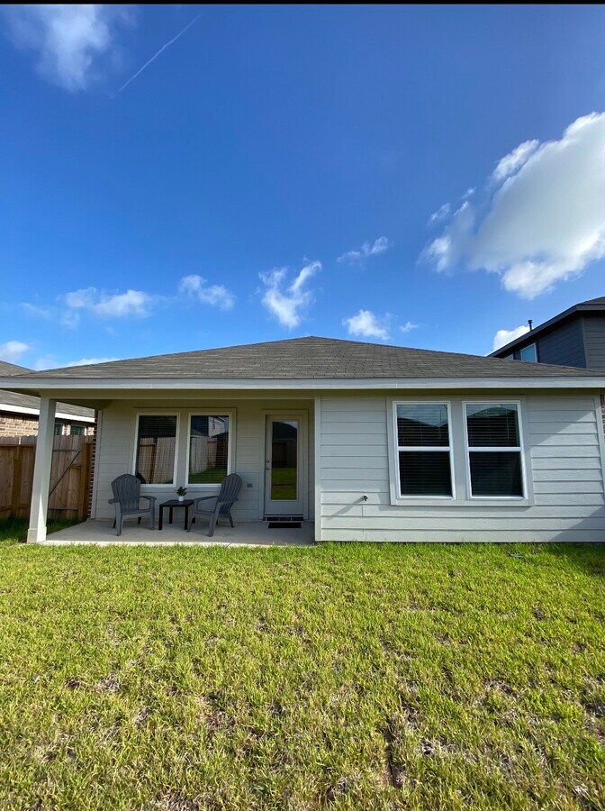 Photo - 5446 Wyndham Rdg Ln