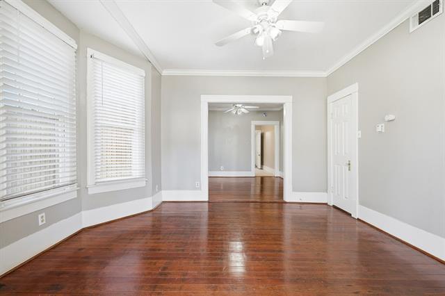 Photo - 4822 Worth St