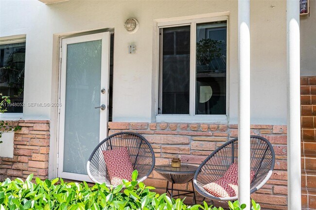 Photo - 1130 Venetian Way Unit 1E