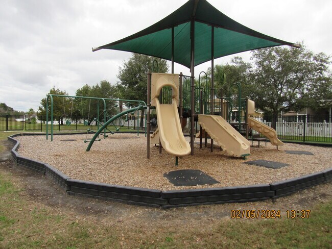 Photo - 14703 Wake Robin Dr