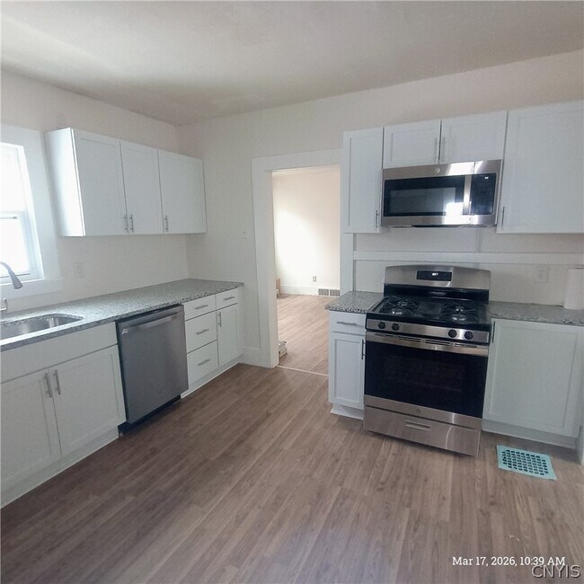 Photo - 344 Bryant Ave