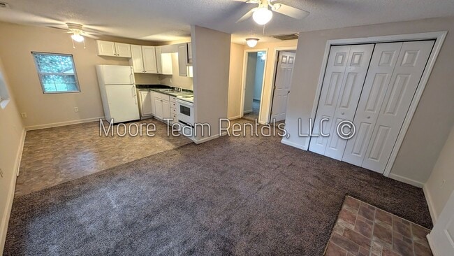 Photo - 618 Edgewood Ave Unit B