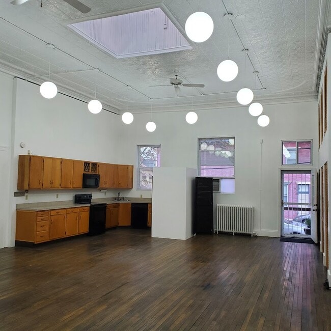 Photo - 1704 Mary St Apartments Unit #1704