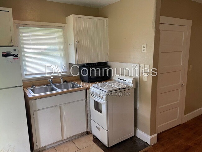 Photo - 1648 27th Ave N Unit 2