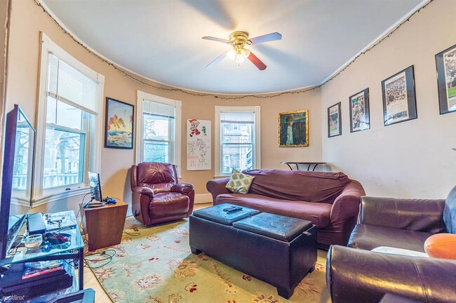 Photo - 23 Aldie St Unit 1