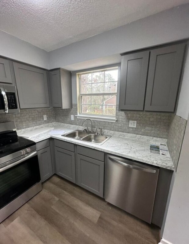 Photo - 120 Luden Dr