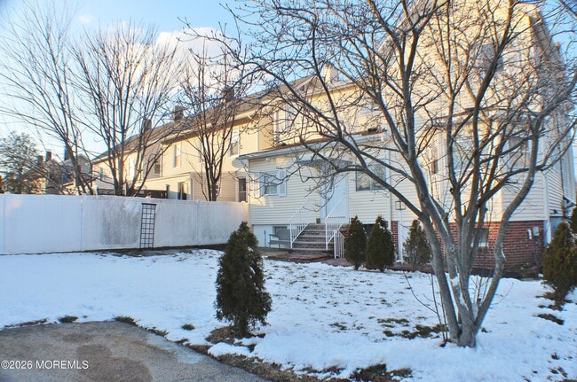 Photo - 106 Wallace St Unit B