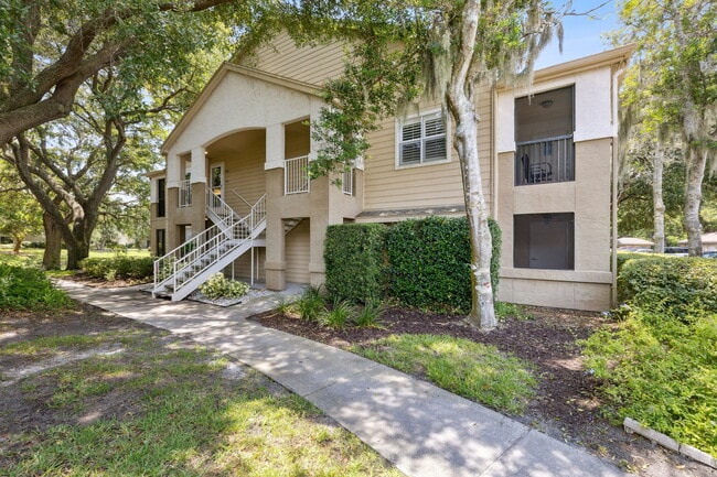 Building Photo - 9 Arbor Club Dr