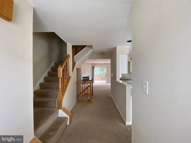 Photo - 6555 Kelsey Point Cir