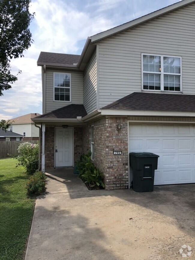 Building Photo - 797-797 N Daisy Ln Unit 795 Daisy Rental