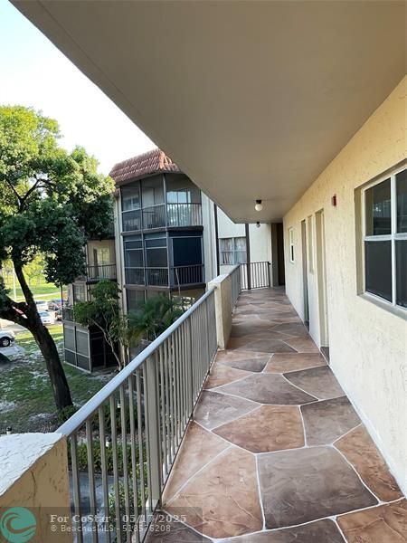 Photo - 6101 N Falls Cir Dr Unit 303