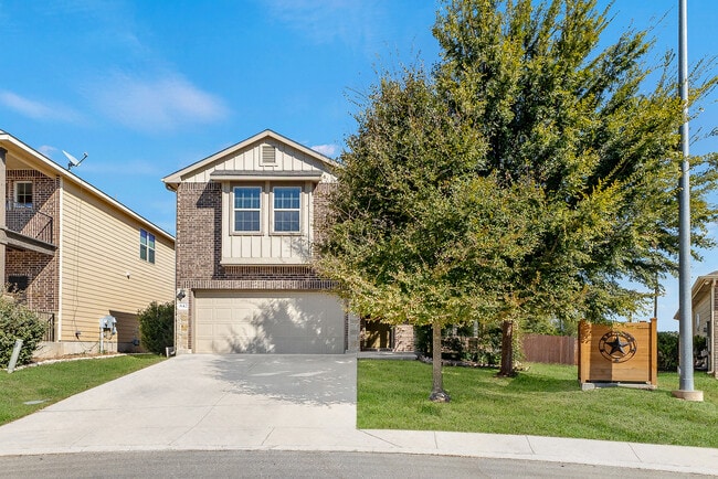 Building Photo - 642 Fort Concho