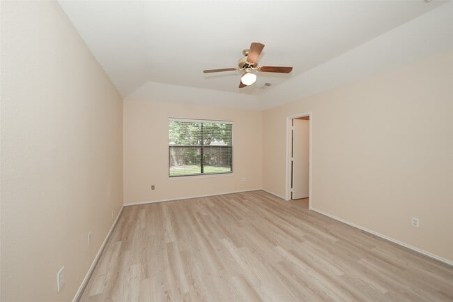 Building Photo - 3247 N Mason Rd