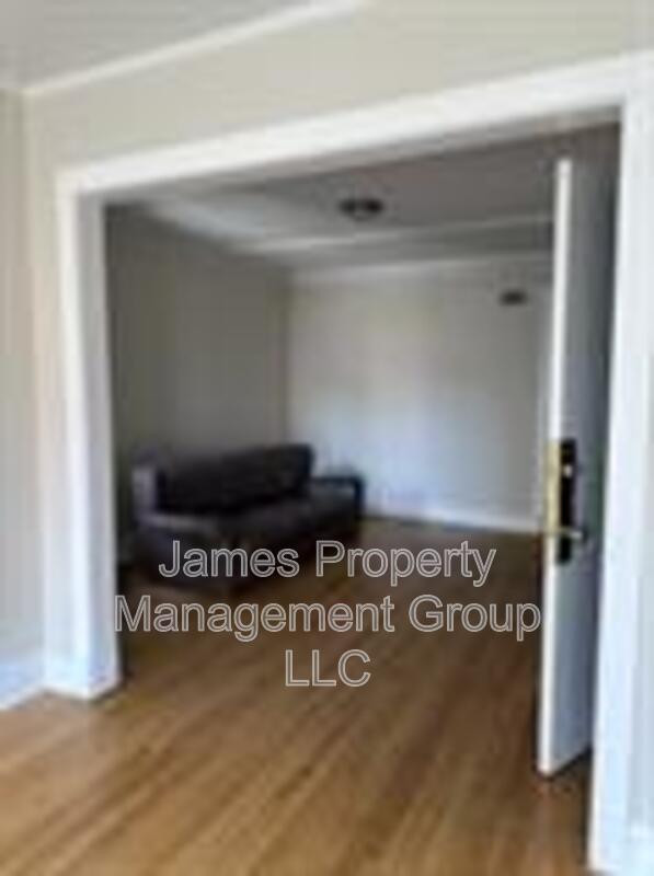 Photo - 3213 W Warren Blvd Unit 2