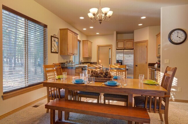 Photo - Seasonal Rental- Available through April 3...