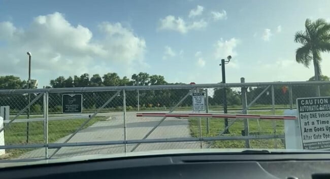 Photo - 4046 67th Ln N