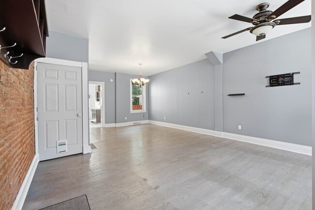 Photo - Beautiful 3BR 1.5 Townhouse in North East Lancaster City!