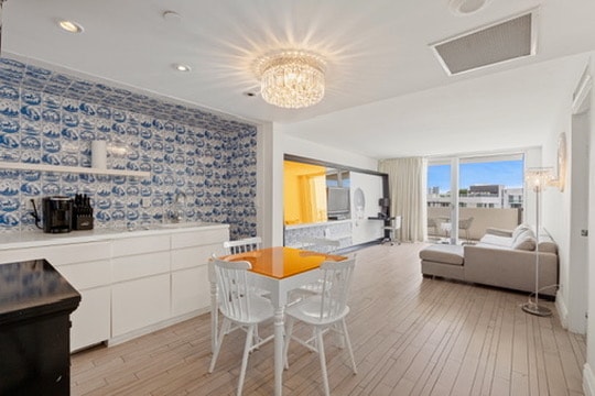 1100 West Ave Unit 517