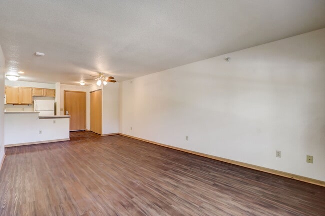 Silver Creek Village 55+ Senior Apartments