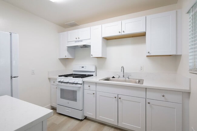 Stoneybrook Apartments
