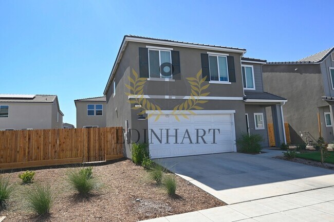 946 Rubcom Road W