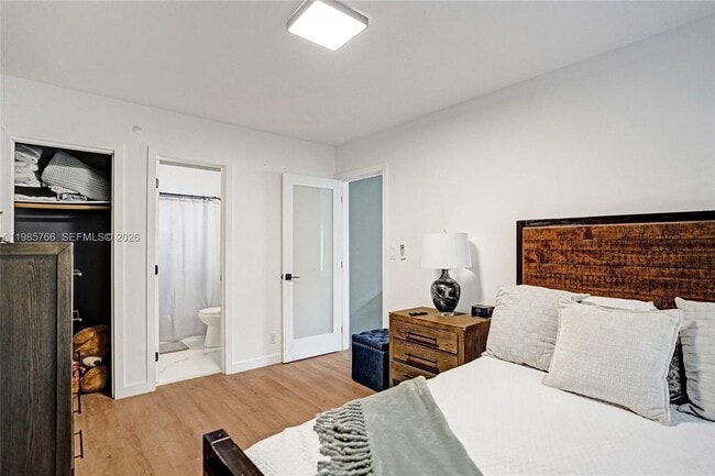 Photo - 754 NE 40th St