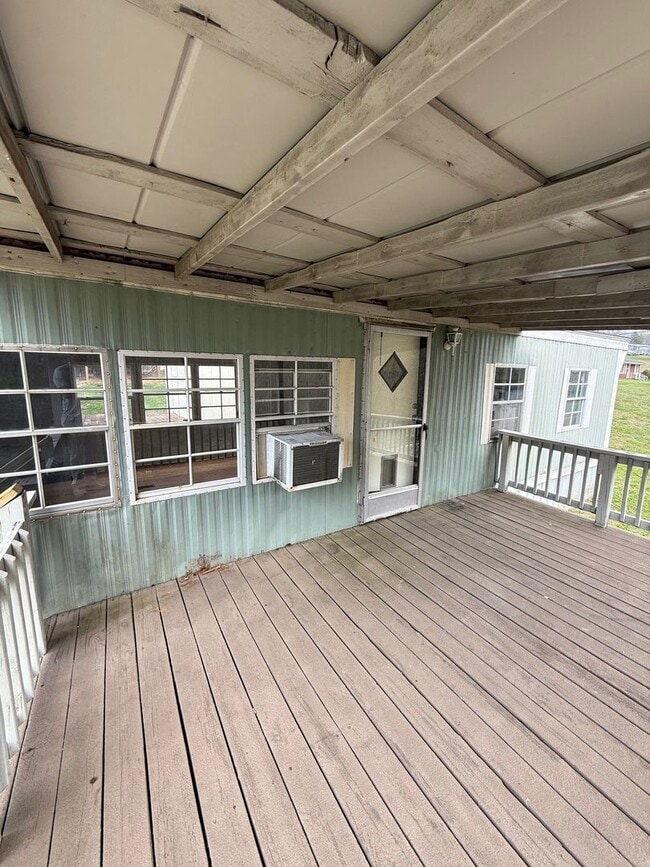 Photo - 2 Bedroom / 1 Bath Manufactured Home Kingsport TN
