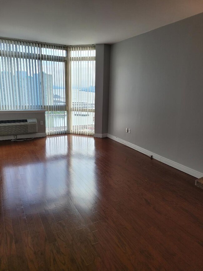 Photo - 20 2ND St Unit 2607