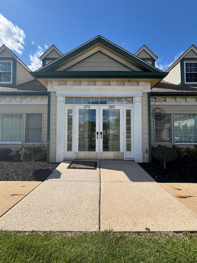 Photo - 279 W Uwchlan Ave