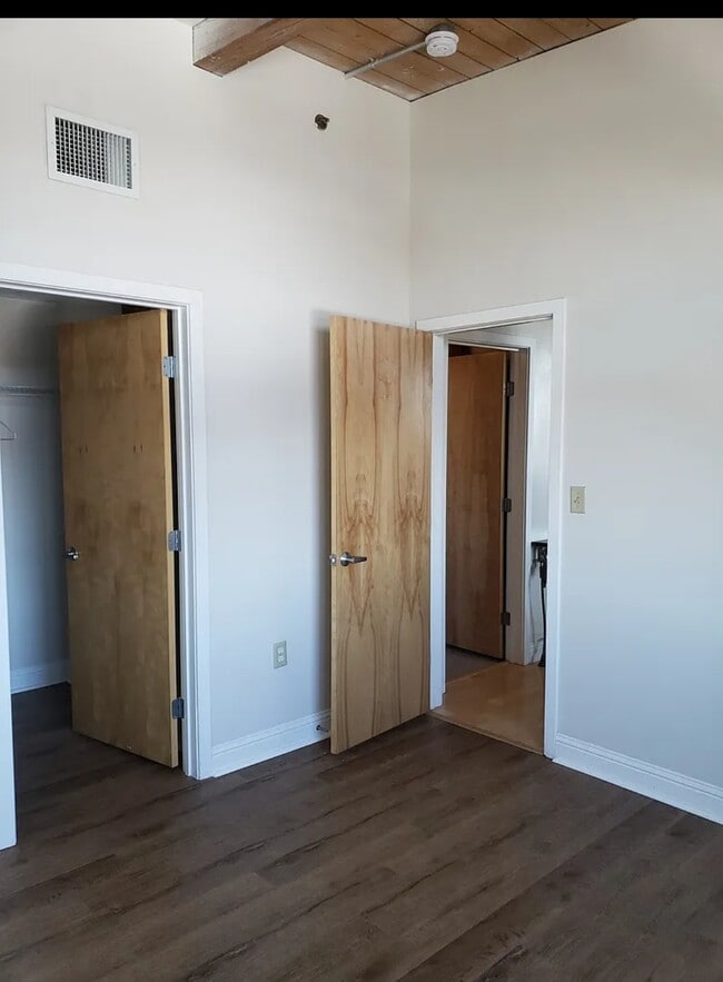 Photo - 147 Centre St Unit 604