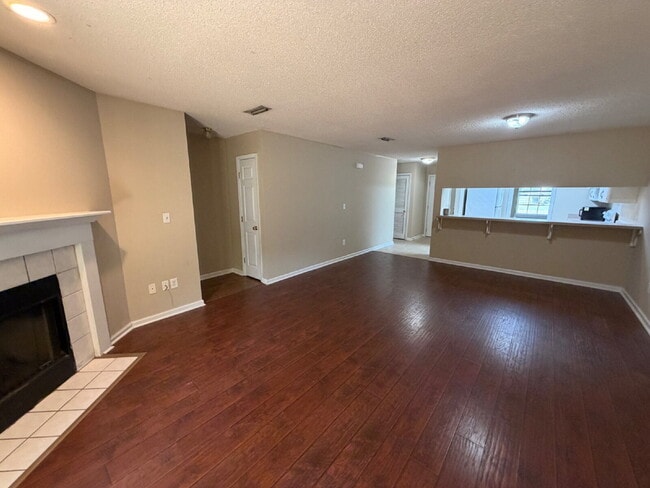 Photo - Unit #1 in triplex available FOR RENT in Taylor, AL Unit #1