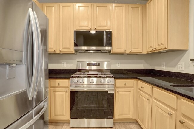 Photo - 2301 25th St S