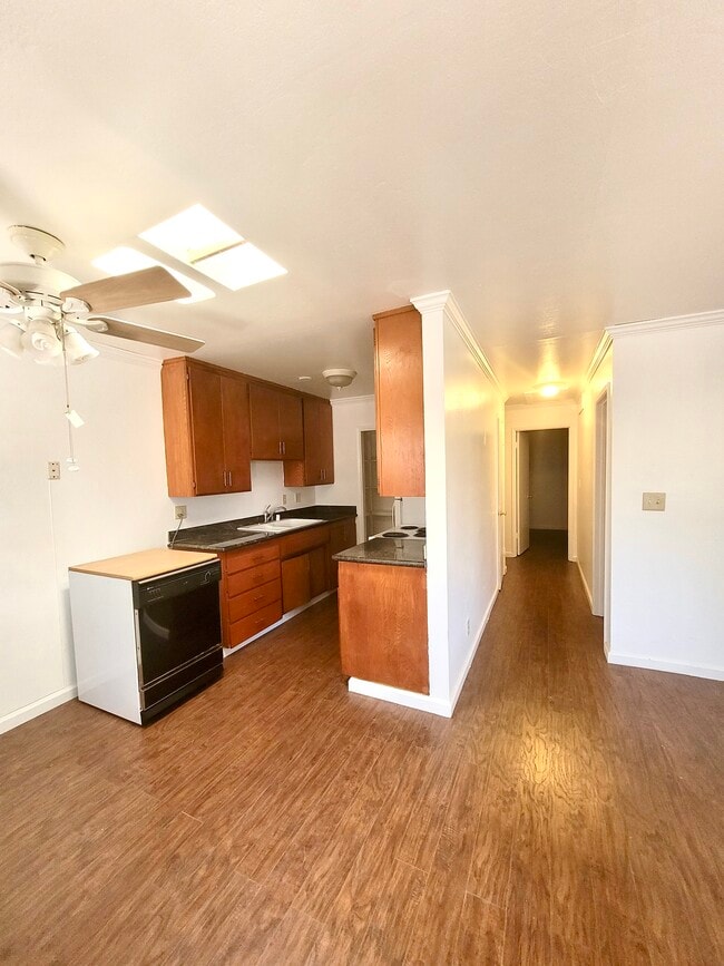 Photo - 1586 Albatross Dr Unit Apt 2