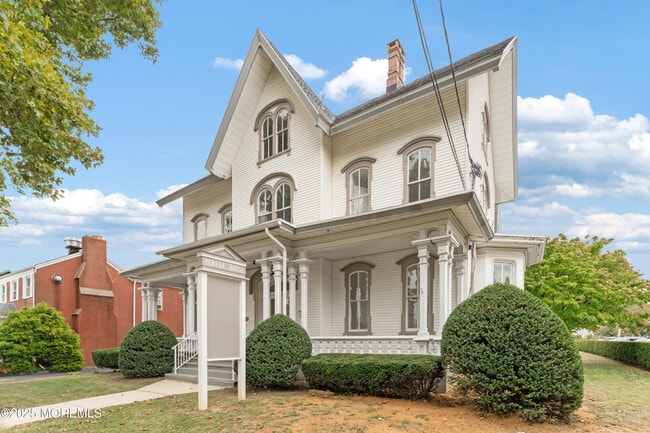 Photo - 64 W Main St Unit B