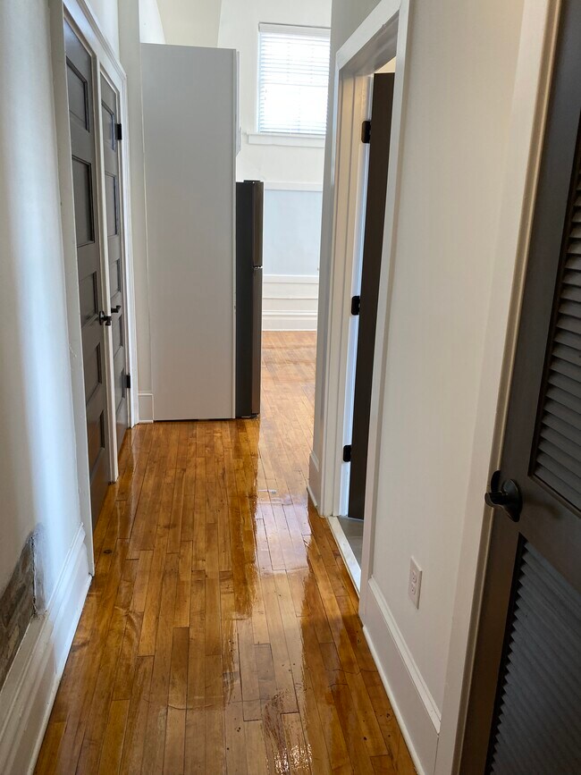 Photo - School Unit 304