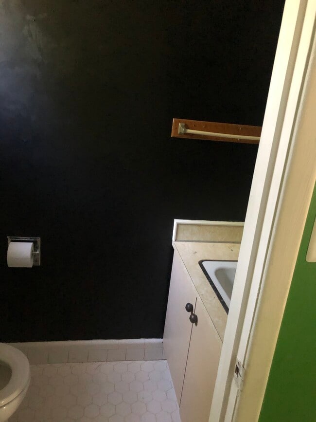 Photo - 1416 Willow St