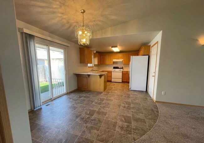 Photo - 3961 SE Azalea Ave