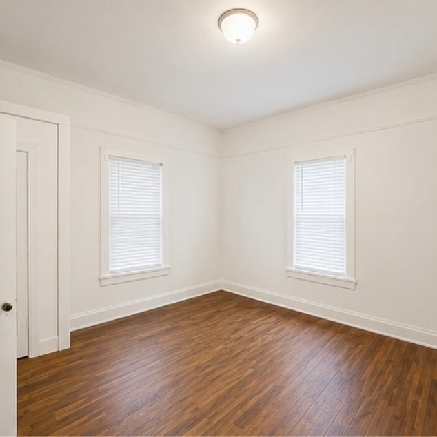 Photo - 204 G St